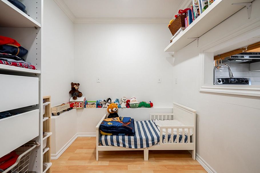 218 1990 W 6th Avenue Vancouver, BC - 18