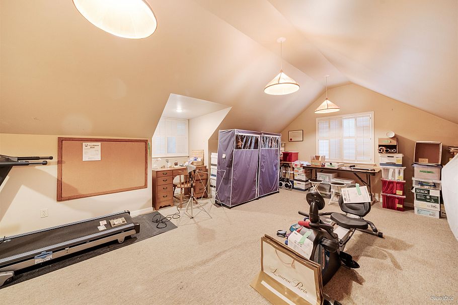 1226 Seymour Boulevard North Vancouver, BC - 28