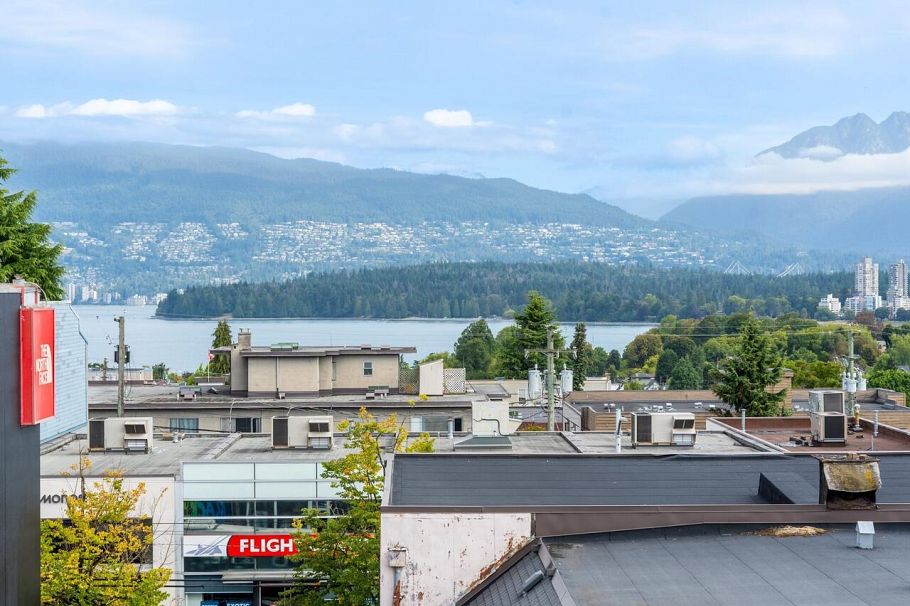 404 2121 W 5th Avenue Vancouver, BC - 12