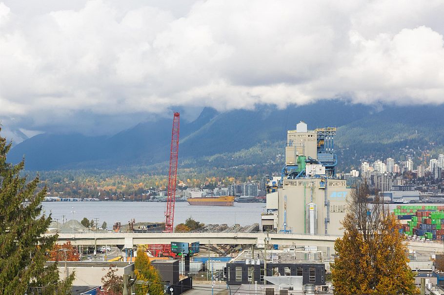 307 1220 E Pender Street Vancouver, BC - 34