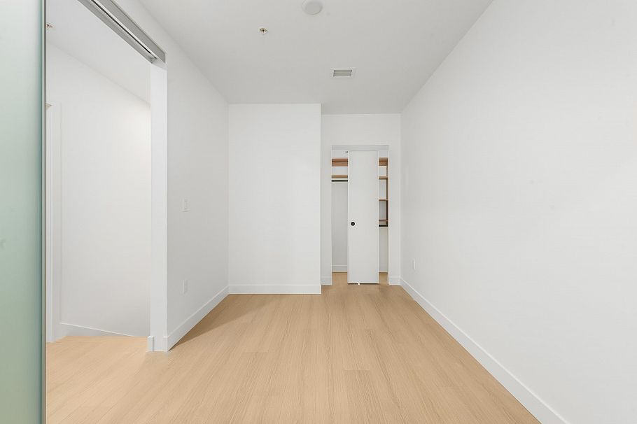 117 422 E 3rd Street North Vancouver, BC - 4