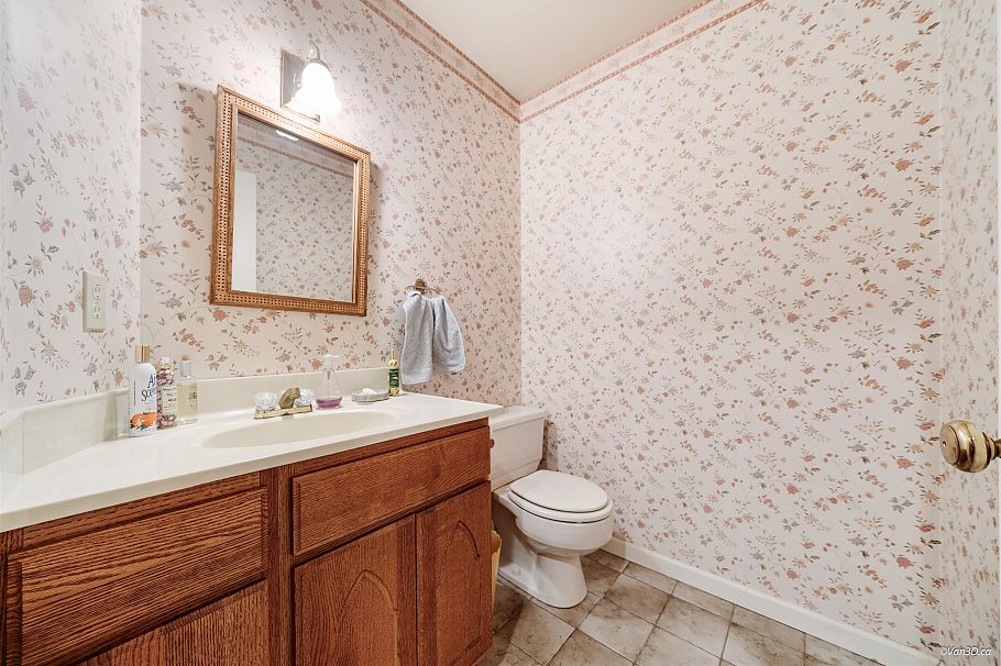 1226 Seymour Boulevard North Vancouver, BC - 18