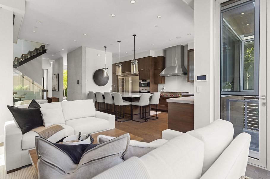 1995 Whyte Avenue Vancouver, BC - 5