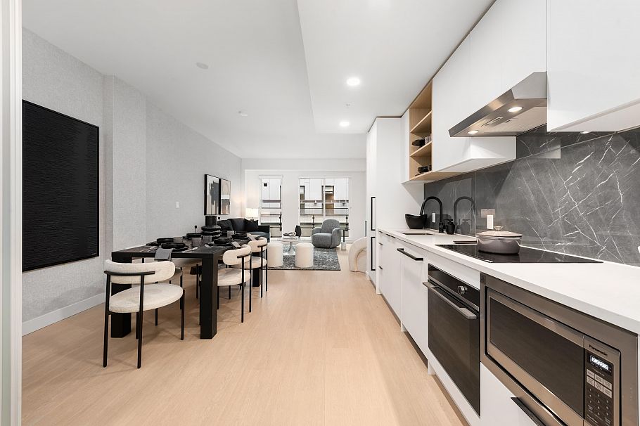 365 422 E 3rd Street North Vancouver, BC - 8