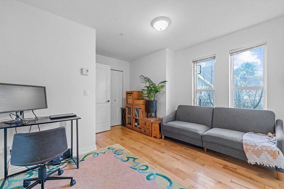 6 2688 Mountain Highway North Vancouver, BC - 10