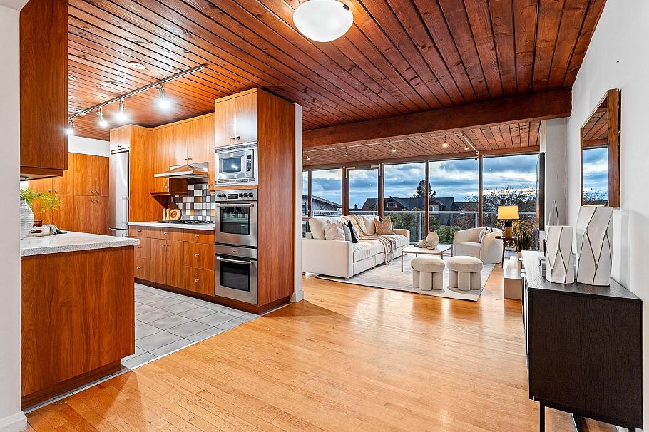 4150 Canterbury Crescent North Vancouver, BC - 10