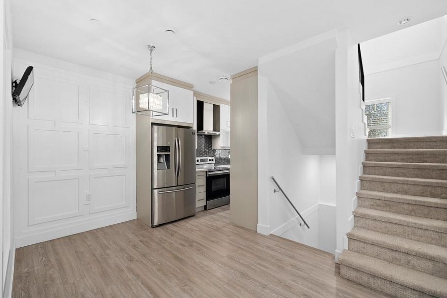 3133 Glen Drive Vancouver, BC - 11