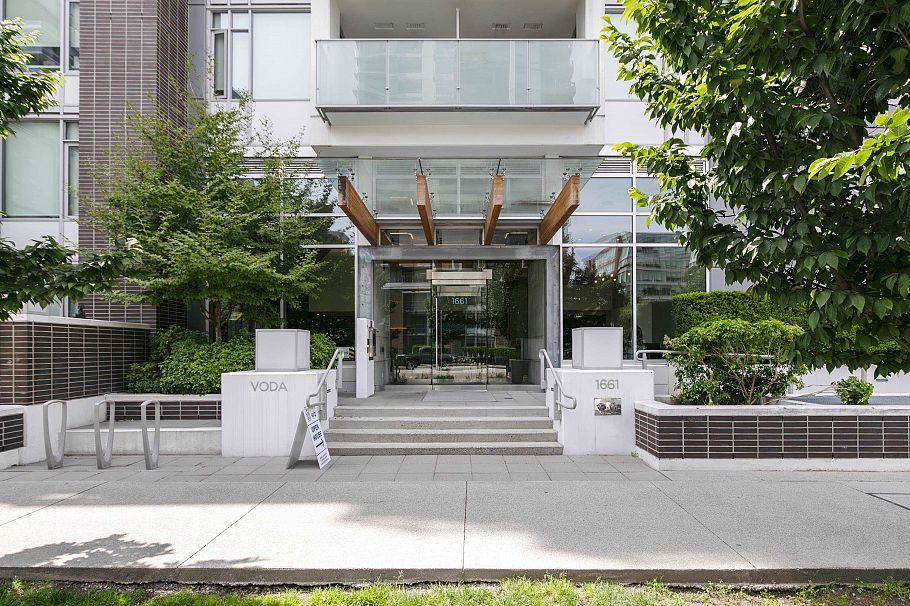 101 1661 Quebec Street Vancouver, BC - 26