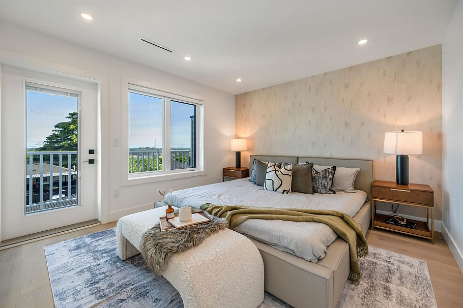 1722 E 64th Avenue Vancouver, BC - 17