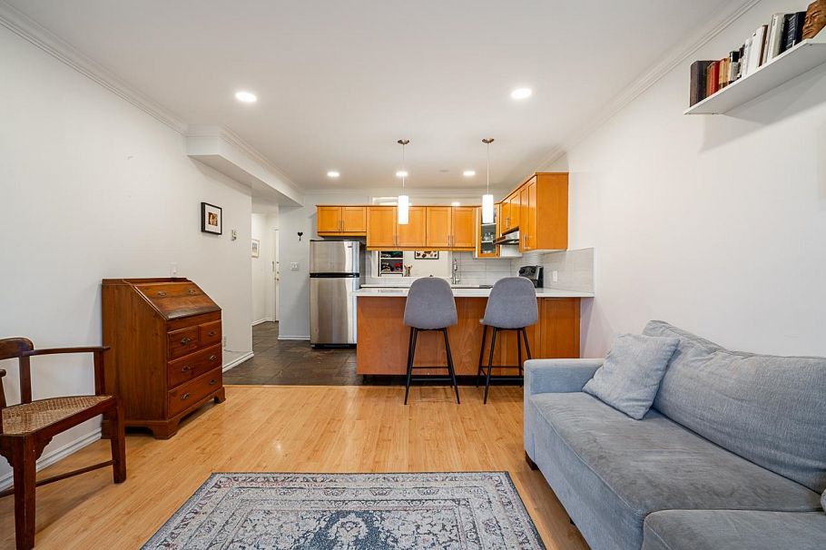 218 1990 W 6th Avenue Vancouver, BC - 14