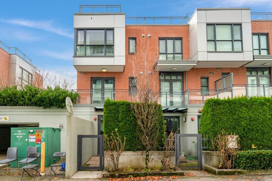 6342 Ash Street Vancouver, BC - 32