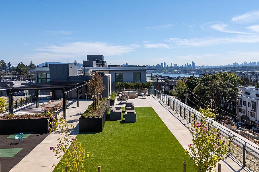 365 422 E 3rd Street North Vancouver, BC - 31