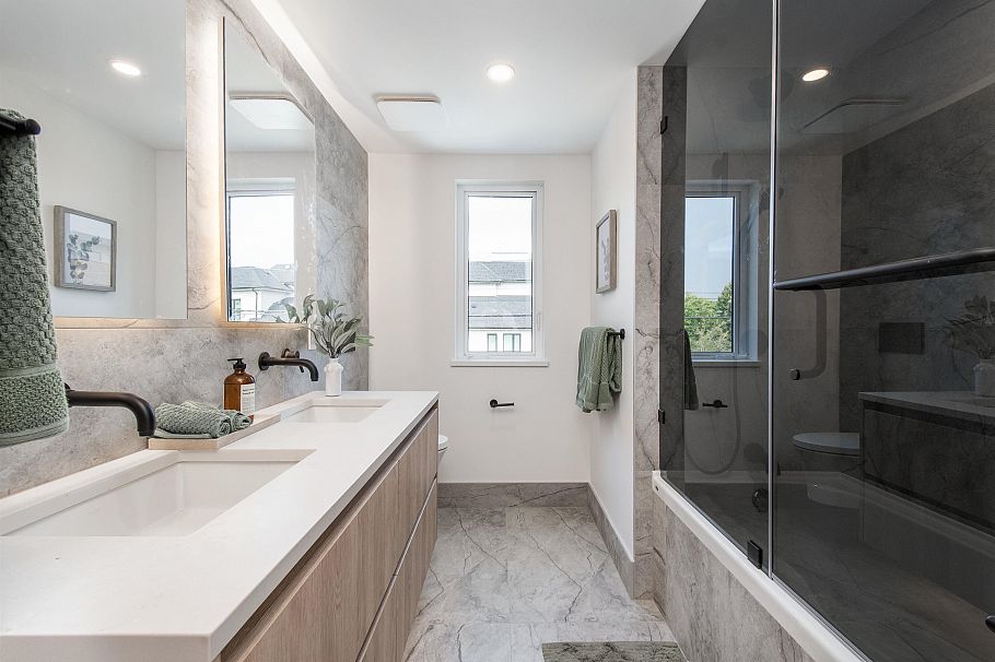 4150 Columbia Street Vancouver, BC - 20