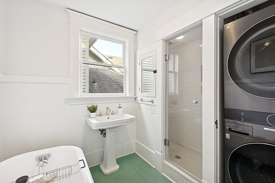 3617 West 2nd Avenue Vancouver, BC - 34