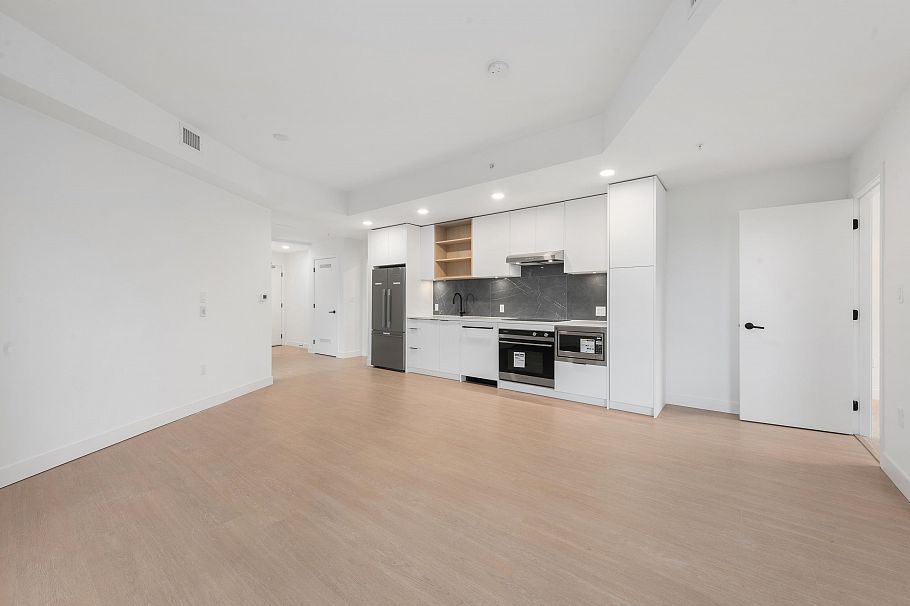 361 422 E 3rd Street North Vancouver, BC - 16