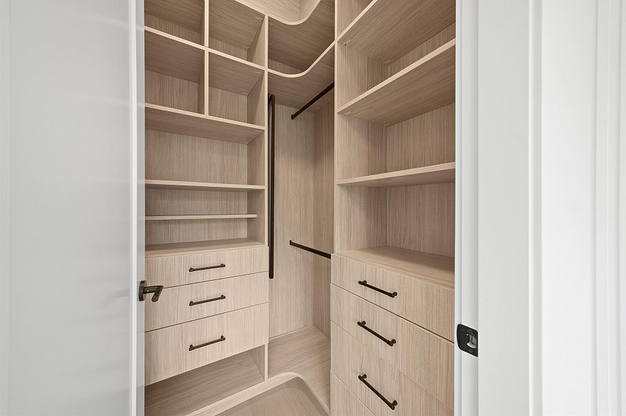 1 6461 E Prince Edward Street Vancouver, BC - 20