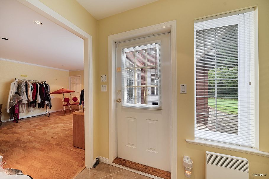 1226 Seymour Boulevard North Vancouver, BC - 33