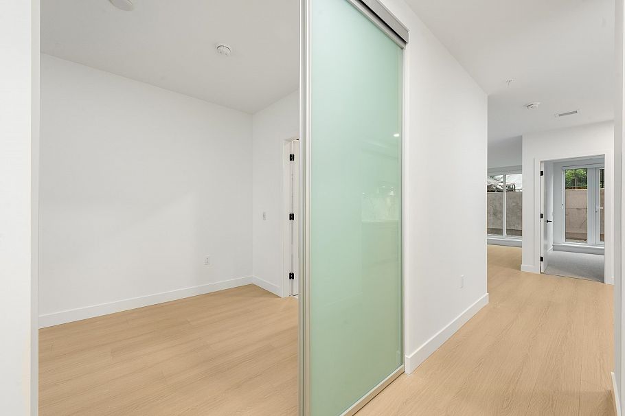 117 422 E 3rd Street North Vancouver, BC - 6