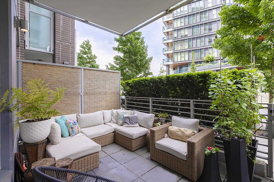 101 1661 Quebec Street Vancouver, BC - 2