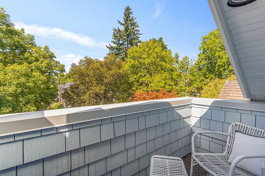 2658 Waterloo Street Vancouver, BC - 24