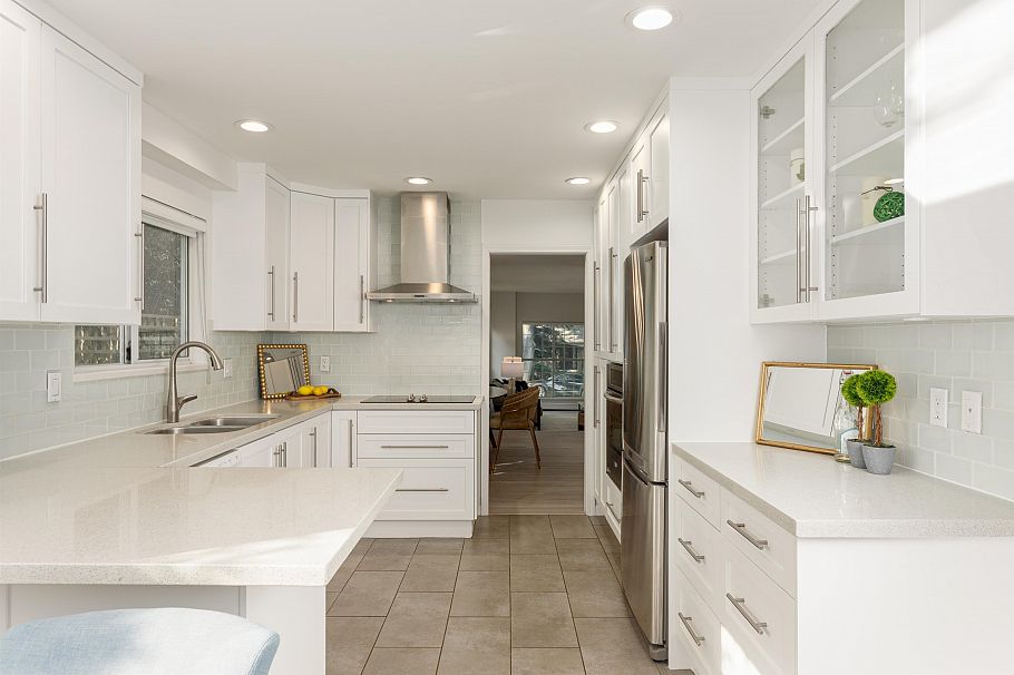 3330 W 21st Avenue Vancouver, BC - 12