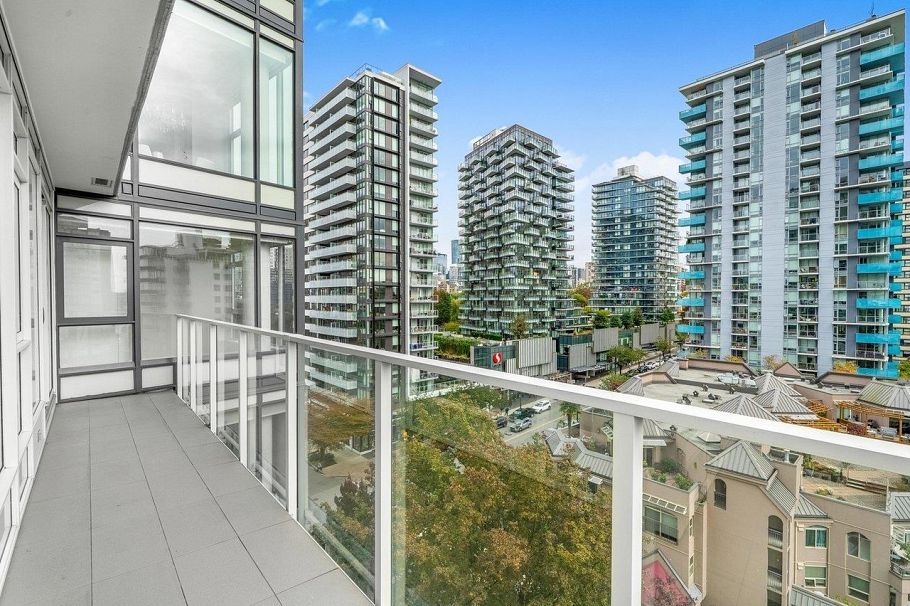 905 1221 Bidwell Street Vancouver, BC - 24