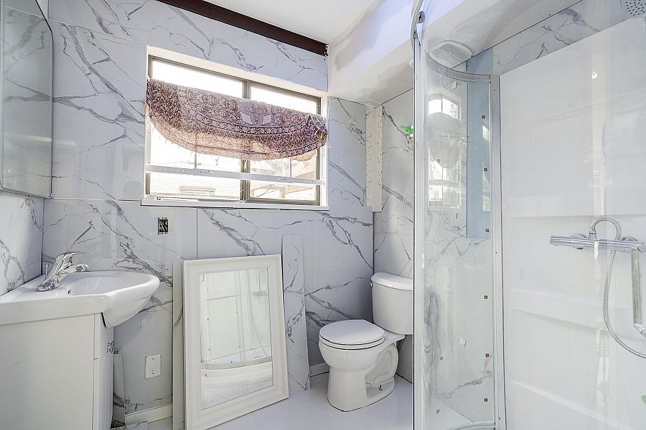 2940 Dresden Way North Vancouver, BC - 20