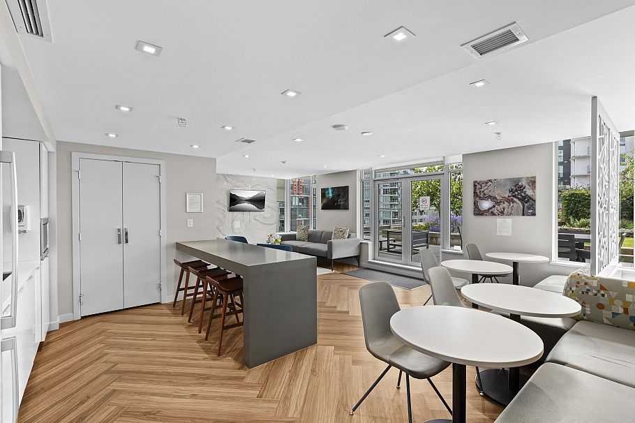 101 1661 Quebec Street Vancouver, BC - 21