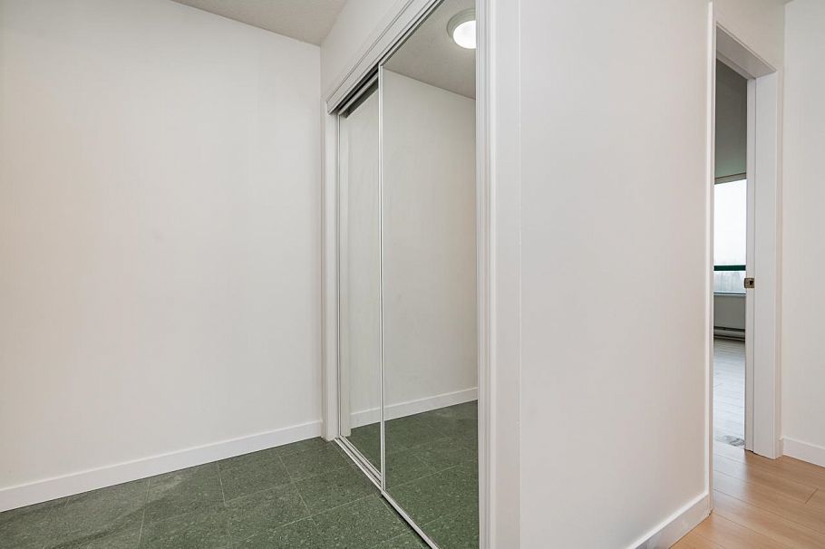 607 5899 Wilson Avenue Burnaby, BC - 21