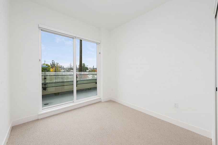 361 422 E 3rd Street North Vancouver, BC - 20