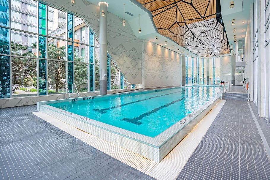 2201 1500 Fern Street North Vancouver, BC - 21