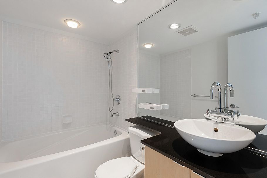 1801 989 Beatty Street Vancouver, BC - 11