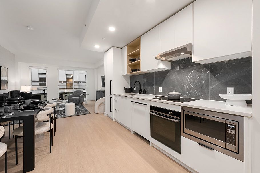 365 422 E 3rd Street North Vancouver, BC - 17