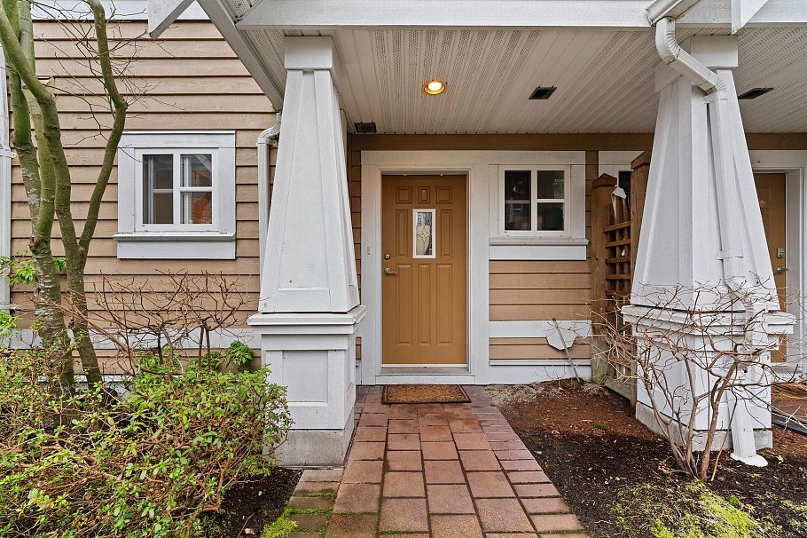 6 2688 Mountain Highway North Vancouver, BC - 15