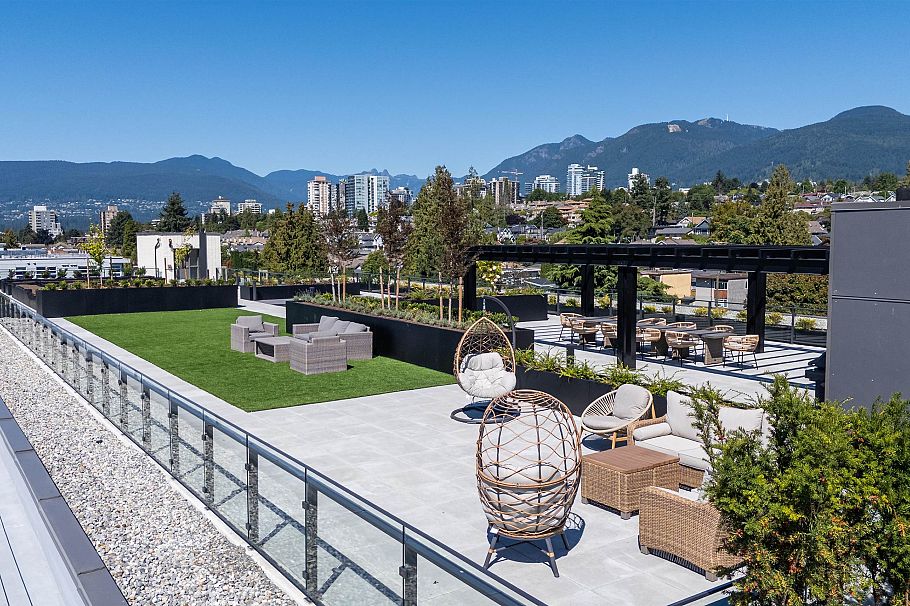 365 422 E 3rd Street North Vancouver, BC - 33