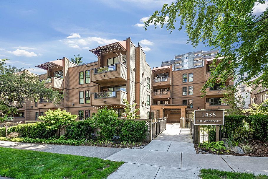 410 1435 Nelson Street Vancouver, BC - 1