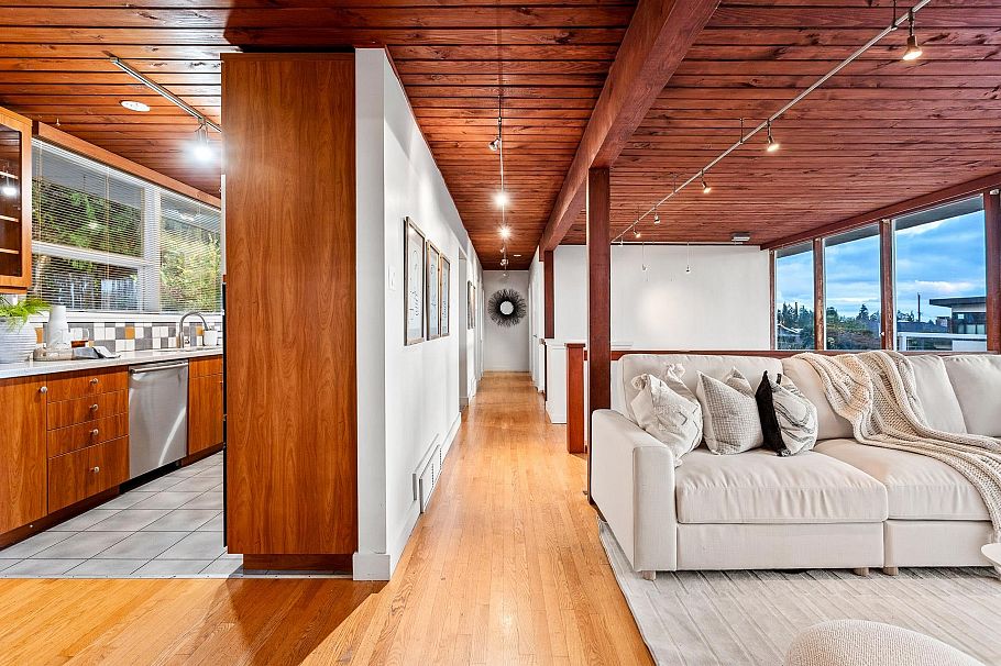 4150 Canterbury Crescent North Vancouver, BC - 13