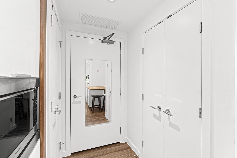 101 1661 Quebec Street Vancouver, BC - 18