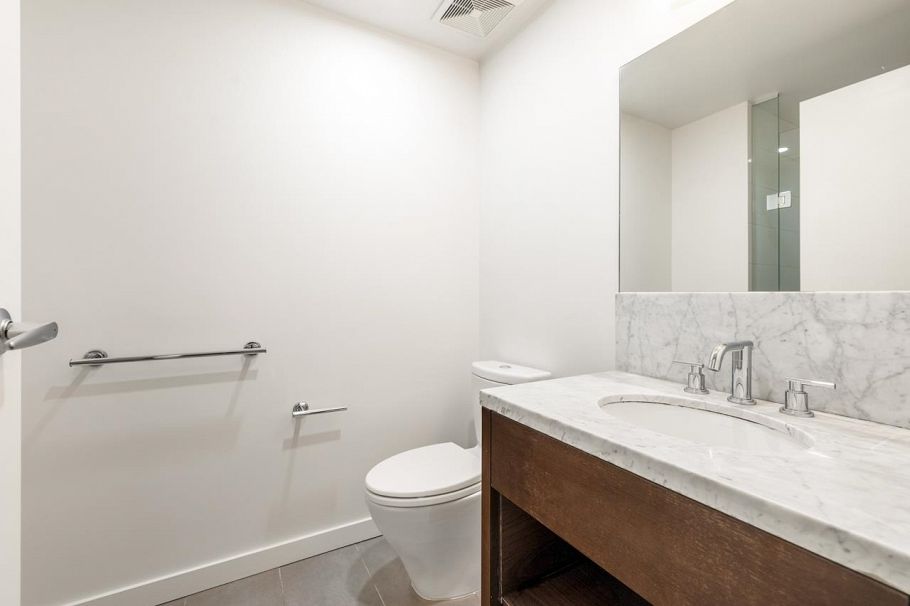 6342 Ash Street Vancouver, BC - 22