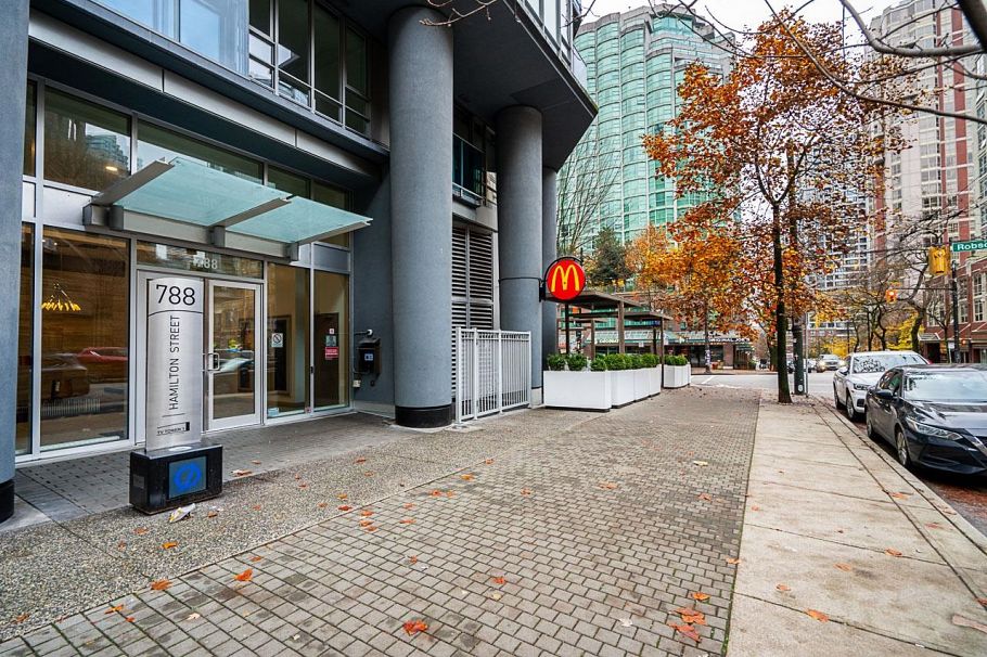 1907 788 Hamilton Street Vancouver, BC - 23