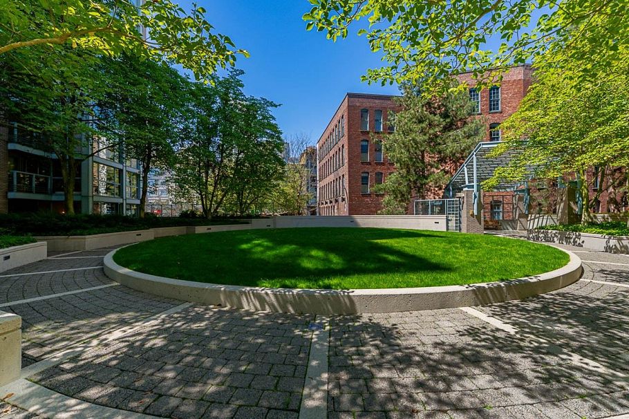 1304 283 Davie Street Vancouver, BC - 35