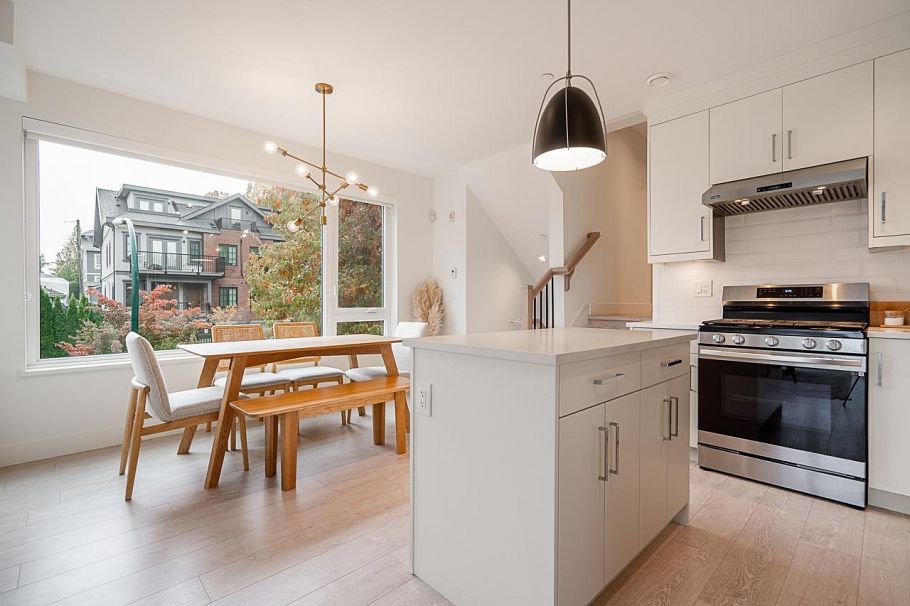 4756 Duchess Street Vancouver, BC - 7