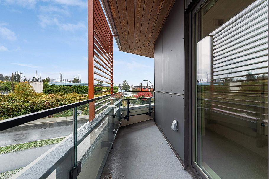 361 422 E 3rd Street North Vancouver, BC - 23