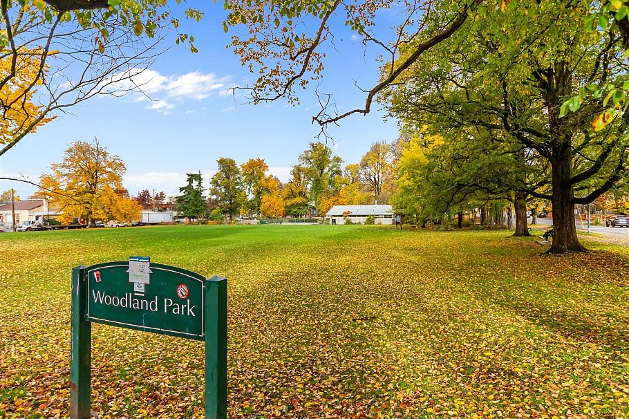 1615 Adanac Street Vancouver, BC - 30