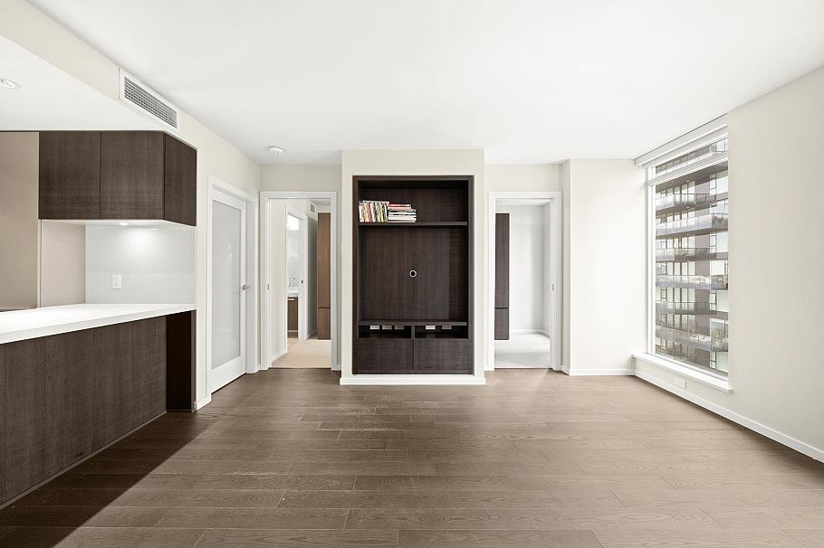 2301 1351 Continental Street Vancouver, BC - 5