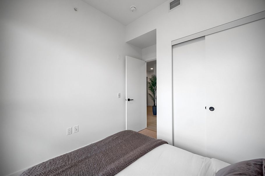 501 422 E 3rd Street North Vancouver, BC - 15