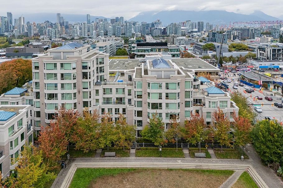 411 500 W 10th Avenue Vancouver, BC - 24