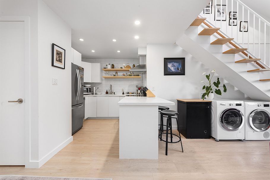 PH7 2125 York Avenue Vancouver, BC - 2