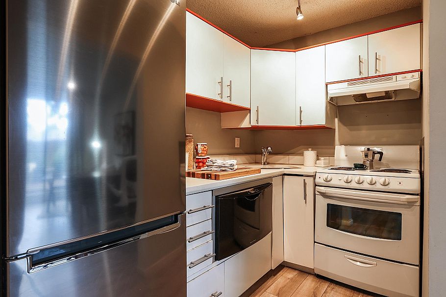 101 1933 W 5th Avenue Vancouver, BC - 10