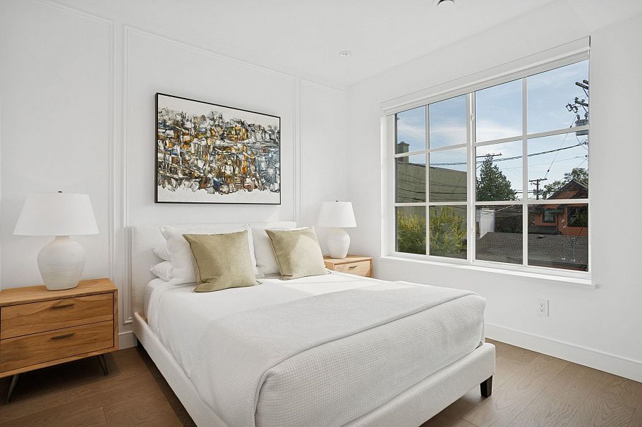 3634 W 29 Avenue Vancouver, BC - 22